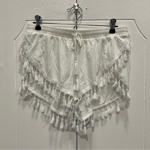 Victoria Secret White Tassel Shorts - Picture 2 of 8